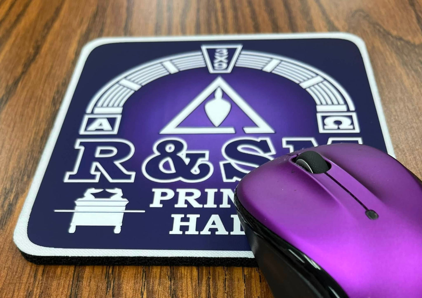 Royal & Select Masters Arch Mousepad