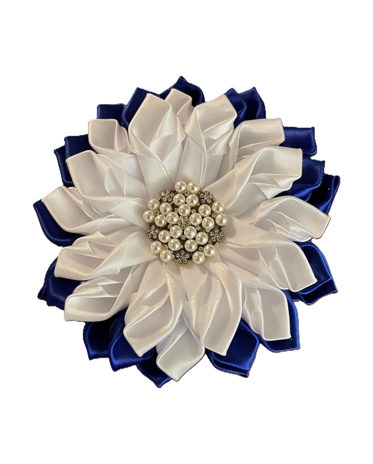IVYWOOD Creations Flower Brooch Styles